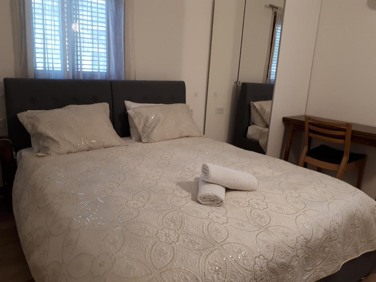فندق Etty'S House Petach Tikva المظهر الخارجي الصورة