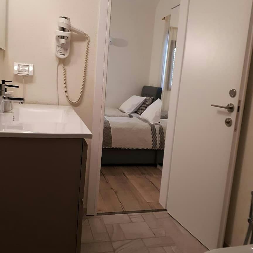 فندق Etty'S House Petach Tikva المظهر الخارجي الصورة